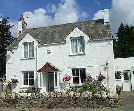 Cross Close House B&B Lostwithiel Bagian luar foto